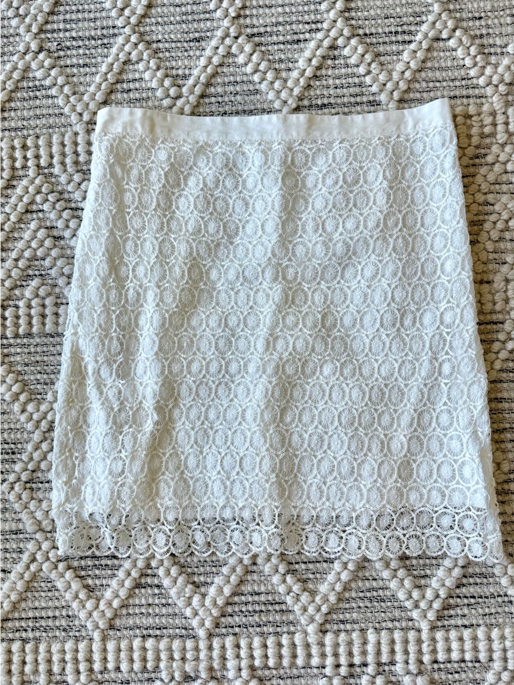Loft - 14 - White Lace  Mini Skirt NWOT